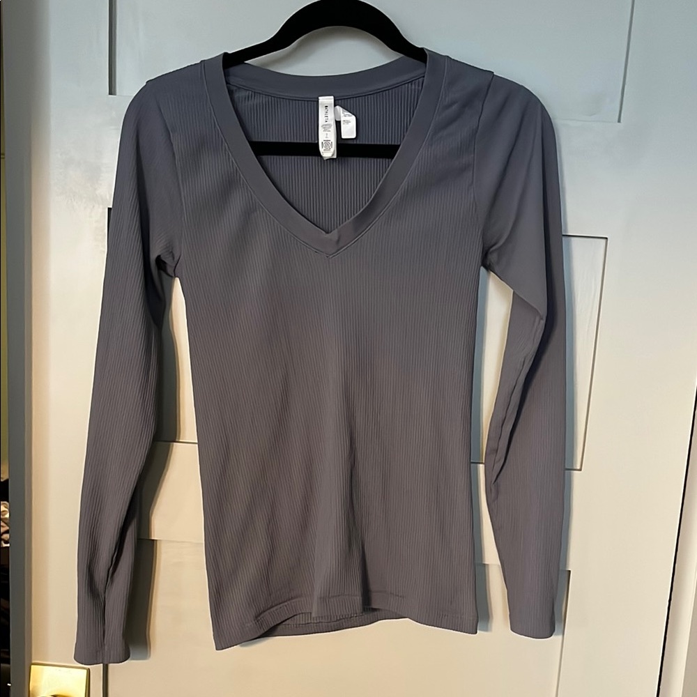 Athleta Renew Seamless V-Neck Long Sleeve Top- blue/gray
